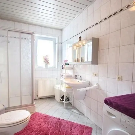 In Flachsmeer Mit Grill, Terrasse Und Garten Apartman