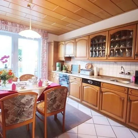 In Flachsmeer Mit Grill, Terrasse Und Garten Apartman