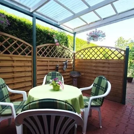 In Flachsmeer Mit Grill, Terrasse Und Garten Apartman Westoverledingen